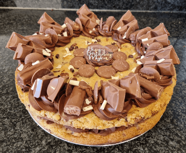 Cookie Pizza